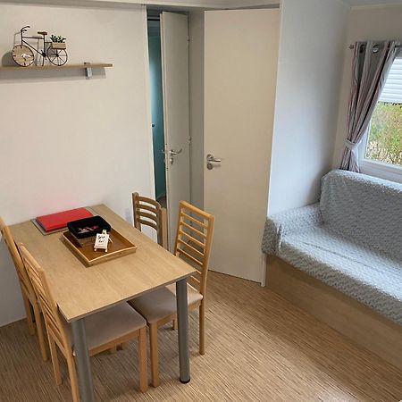 Mobil Home Tout Confort Ideal Pour 4 Personnes Dans Le Domaine De Dugny Camping 4 Etoiles, Proche De Blois, Du Zoo De Beauval Et Des Chateaux De La Loire Onzain Εξωτερικό φωτογραφία